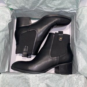 Tommy Hilfiger booties ✨